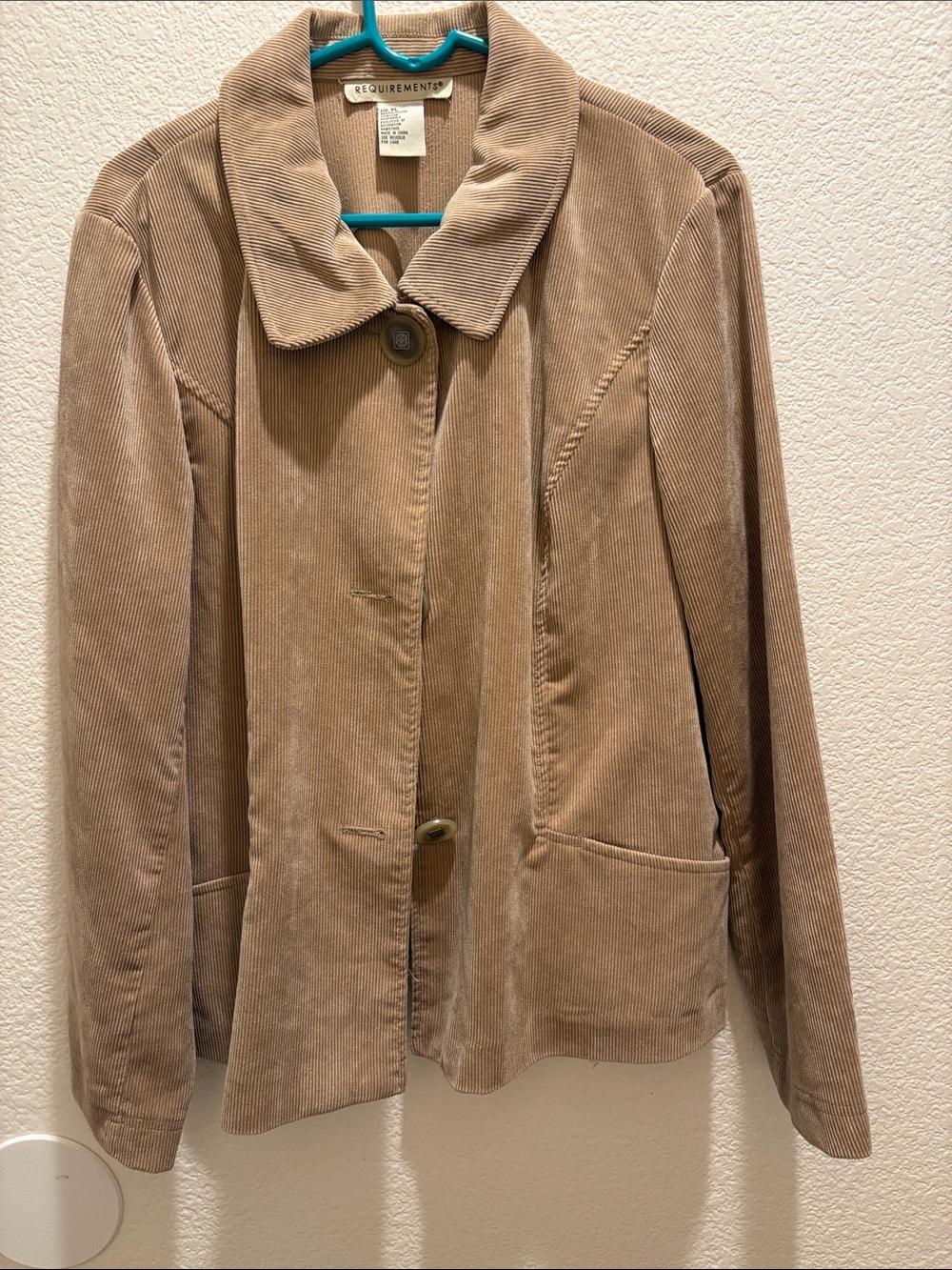 Vintage Requirements Women's Corduroy Button-Front Jacket in Beige-Tan